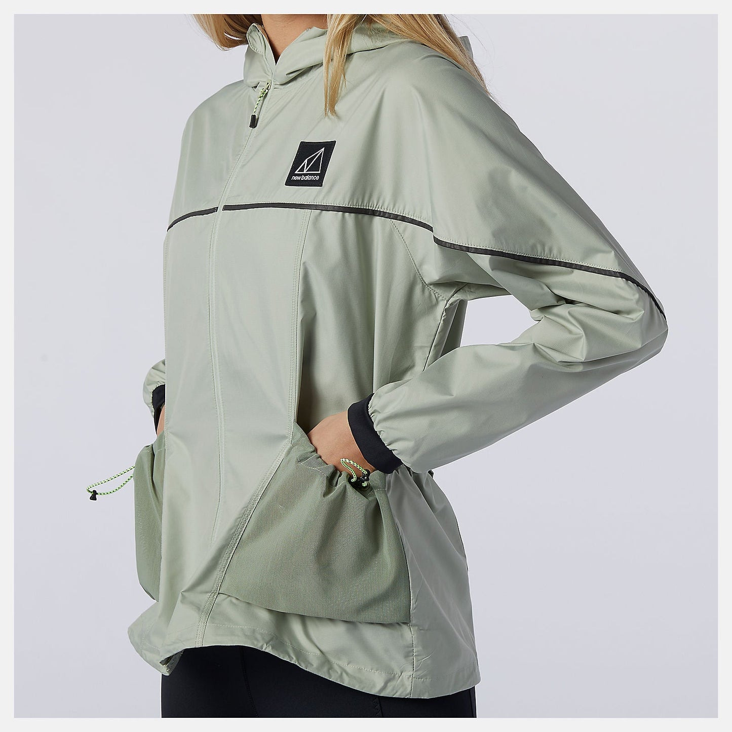 NB All Terrain Jacket | New Balance Clothing Silver - Women