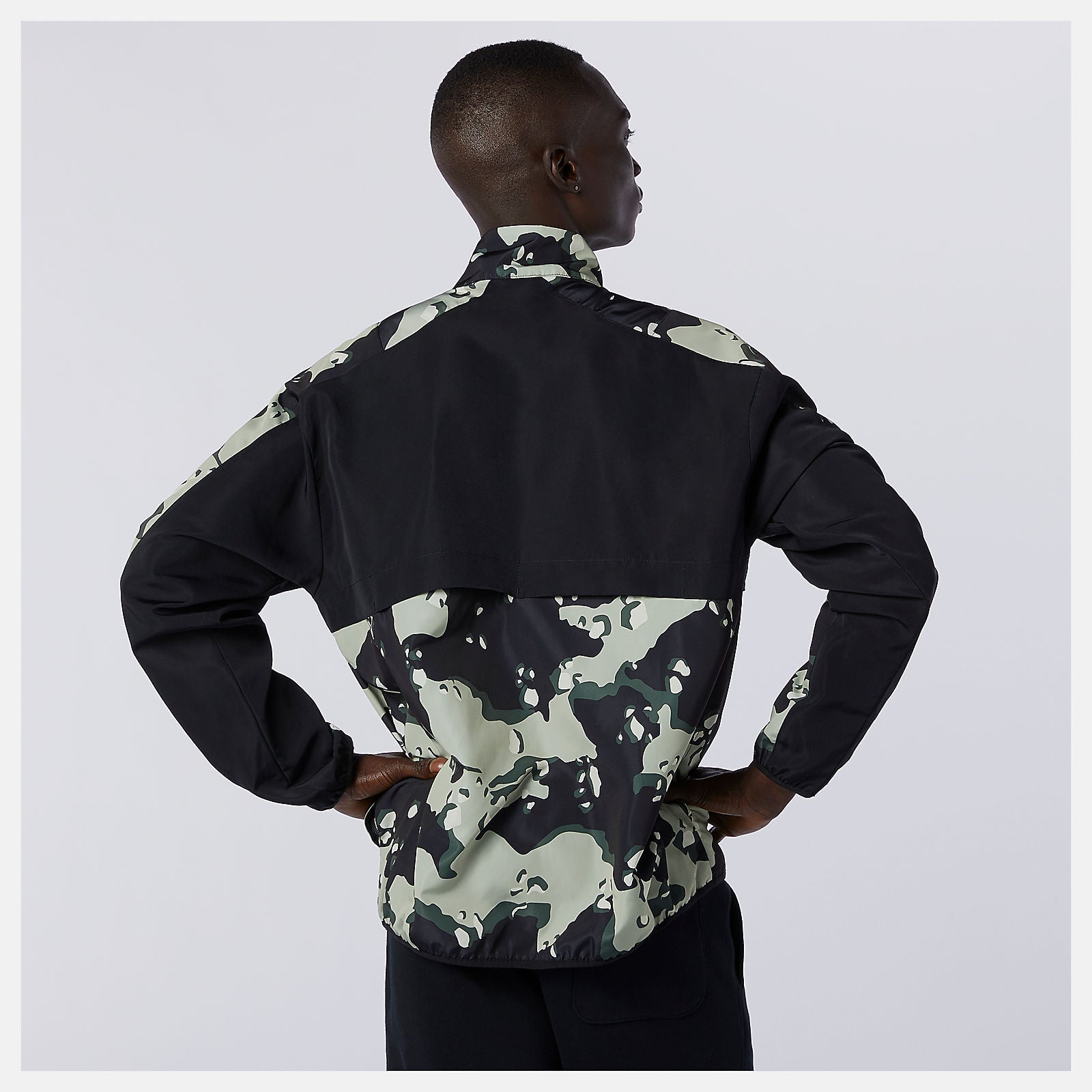 NB Essentials Camo Anorak | New Balance Clothing Black/Magnet - Men