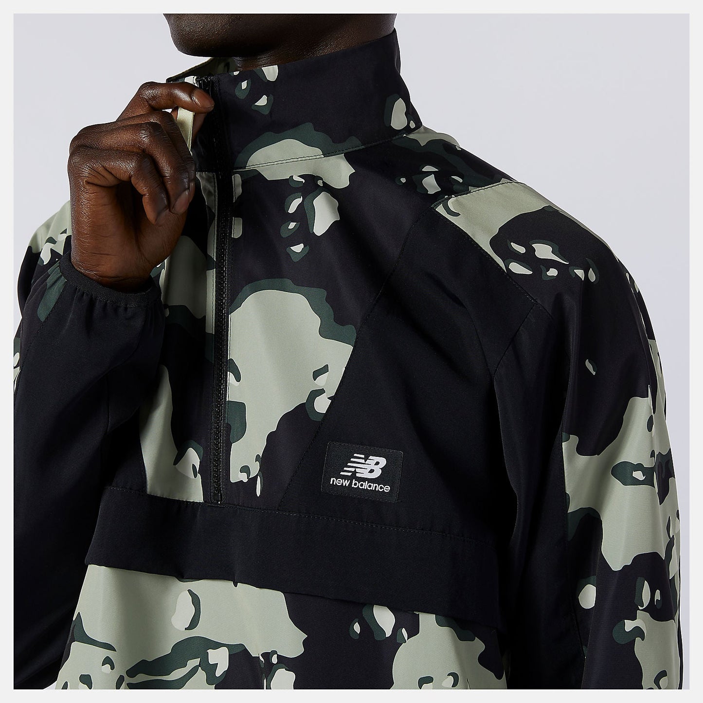 NB Essentials Camo Anorak | New Balance Clothing Black/Magnet - Men