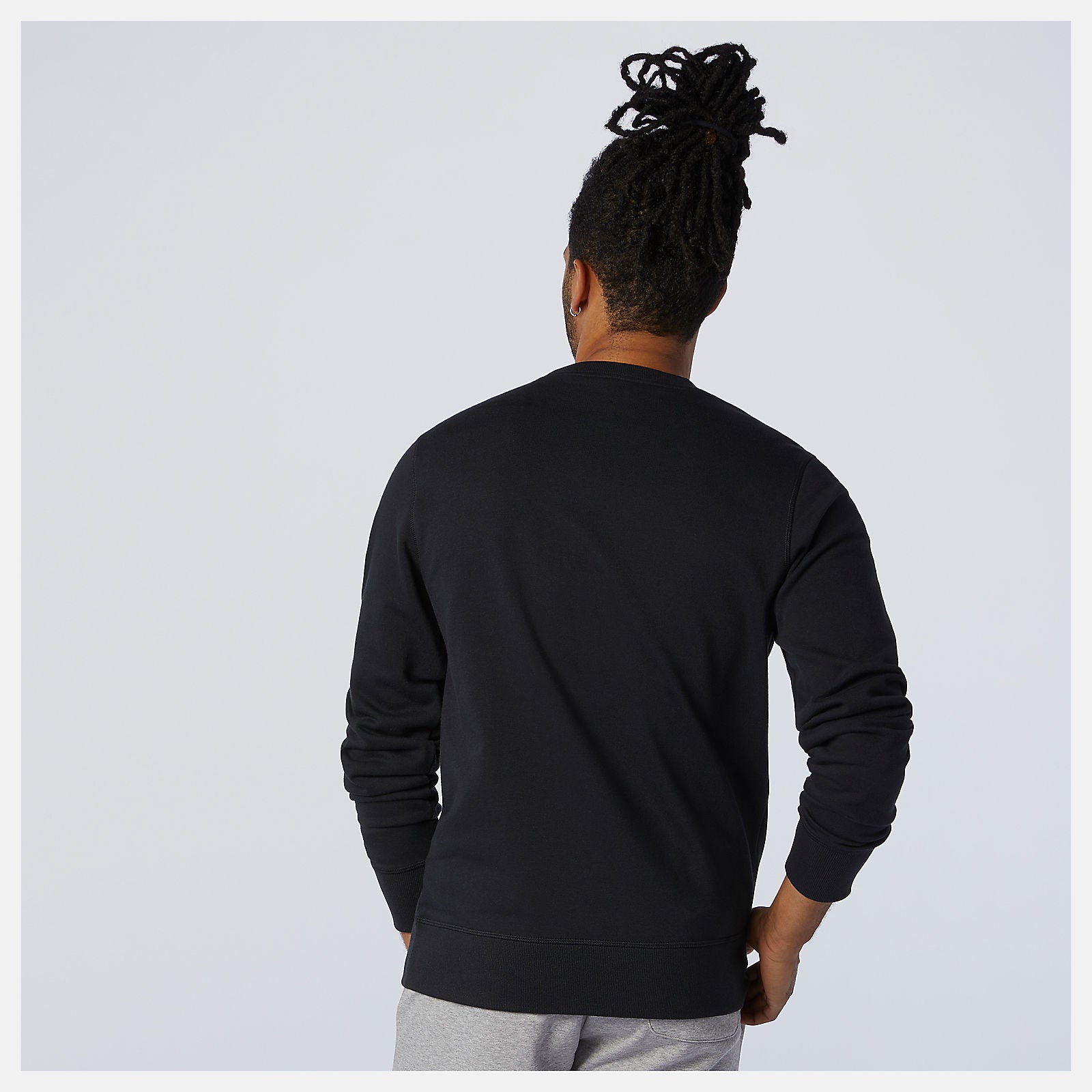 NB Essentials Stacked Logo Crew | New Balance Clothing Black - Men