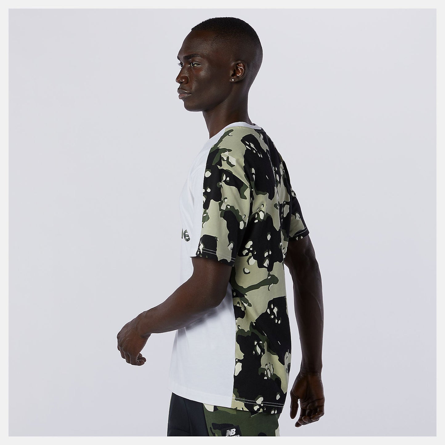 NB Essential Camo Tee | New Balance Clothing White Multi - Men