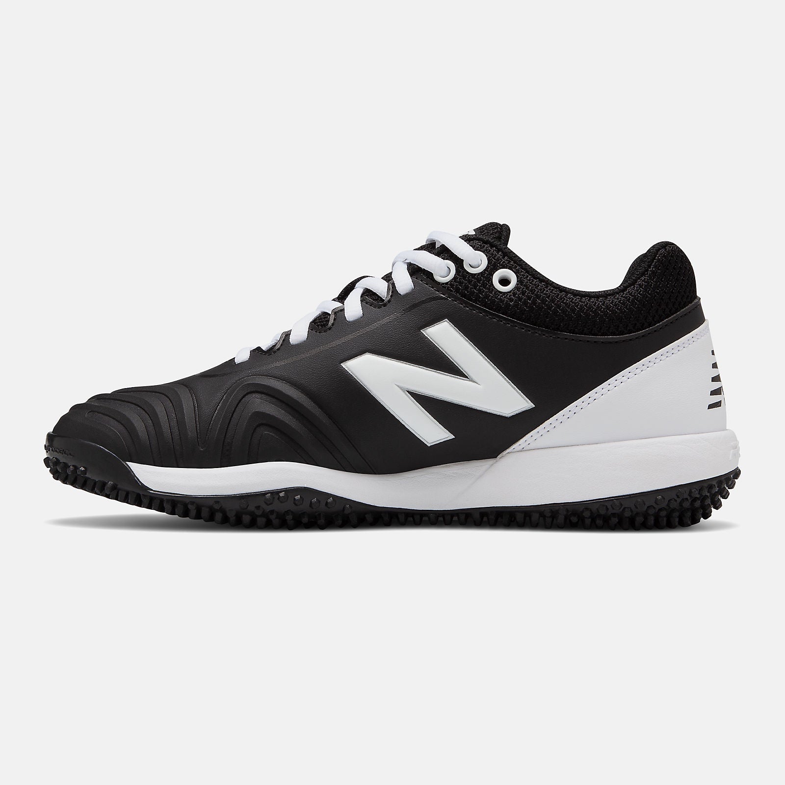 Fusev2 Turf | New Balance Shoes Black/White - Women