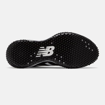 Fusev2 Turf | New Balance Shoes Black/White - Women