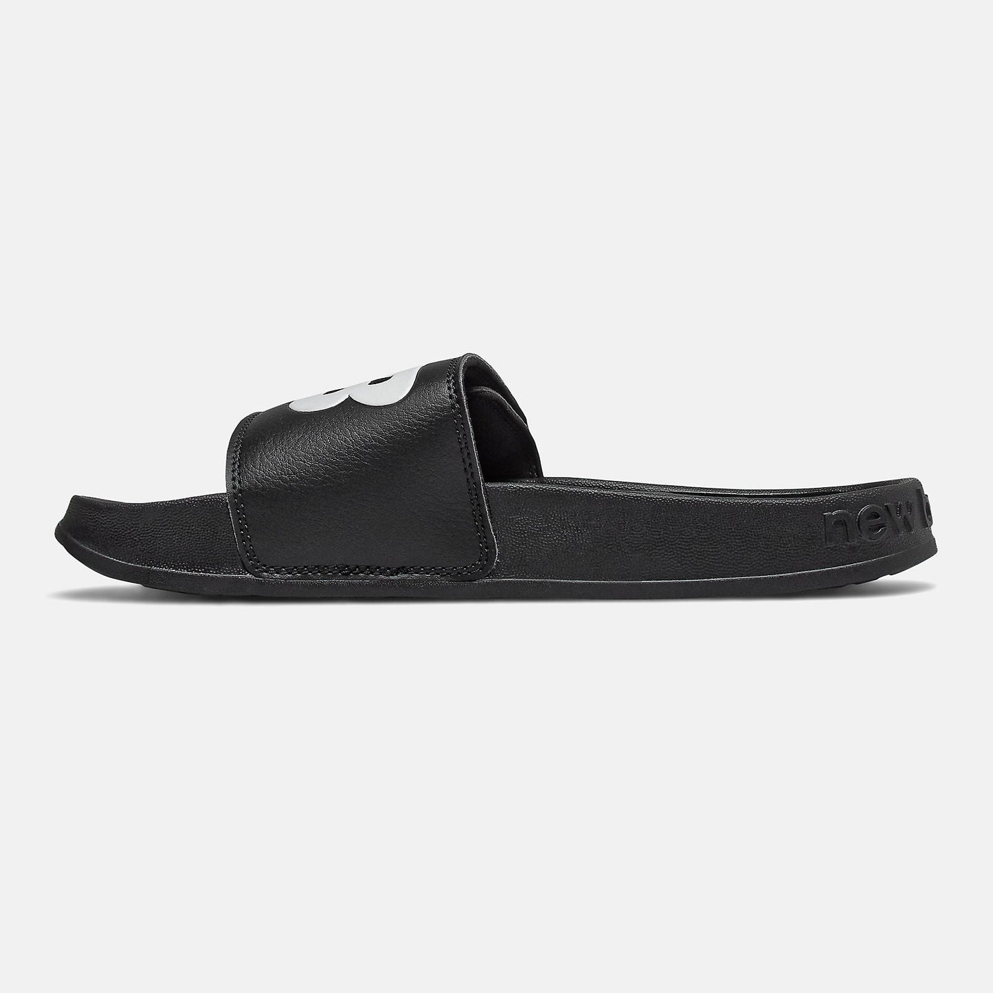 200 Adjustable | New Balance Shoes Black/White - Women
