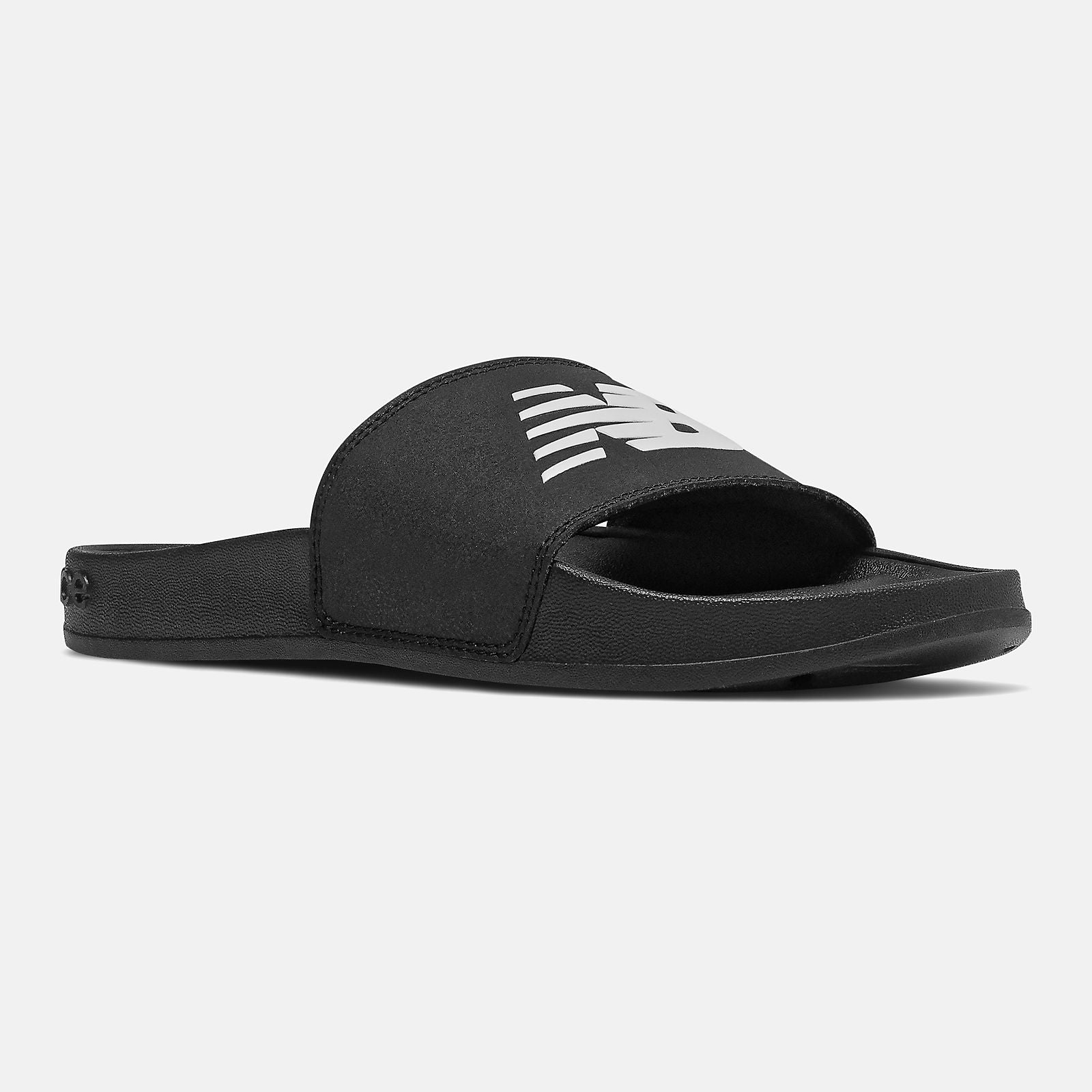 200 | New Balance Shoes Black/White - Women