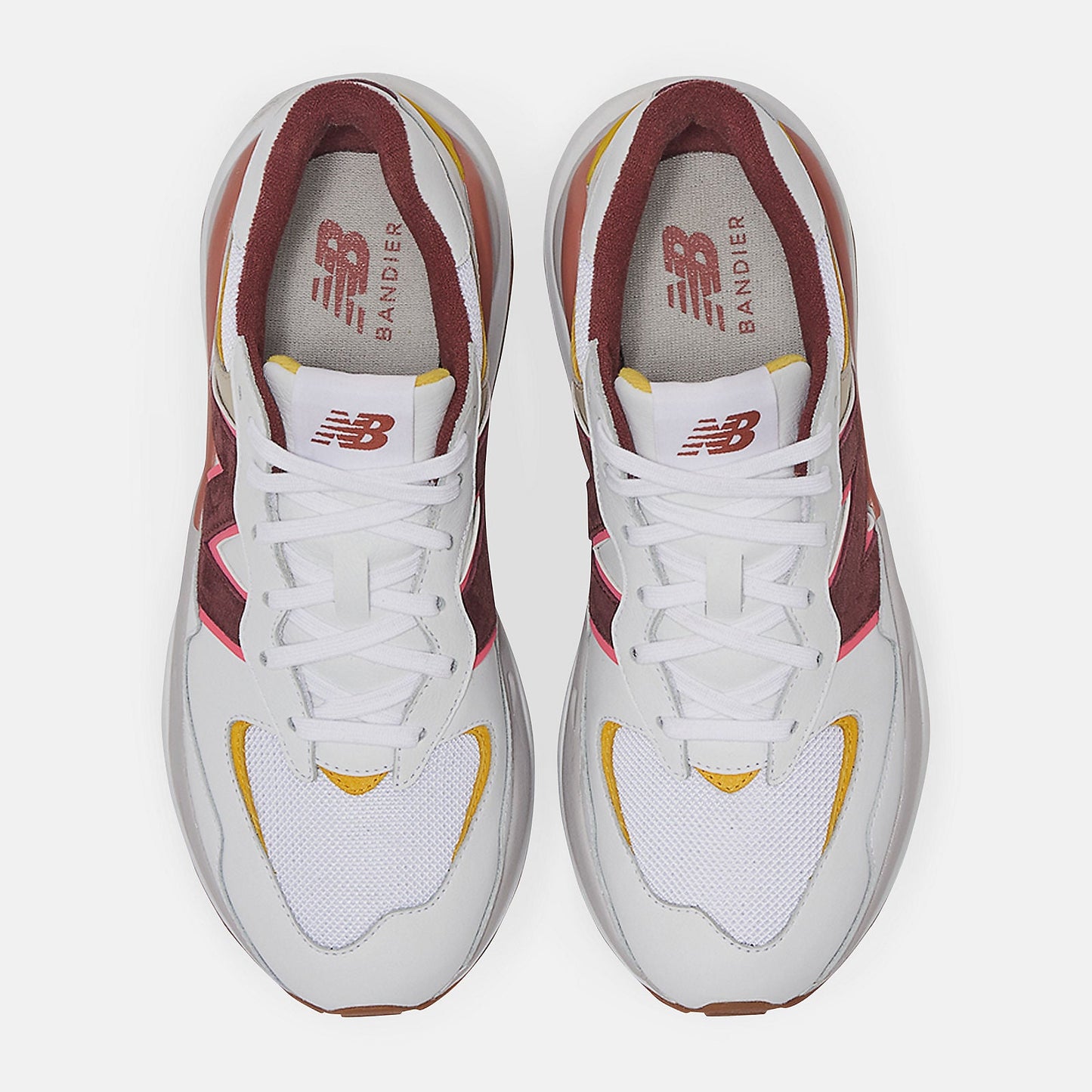 57/40 | New Balance Shoes White/Angora - Women