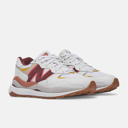 57/40 | New Balance Shoes White/Angora - Women