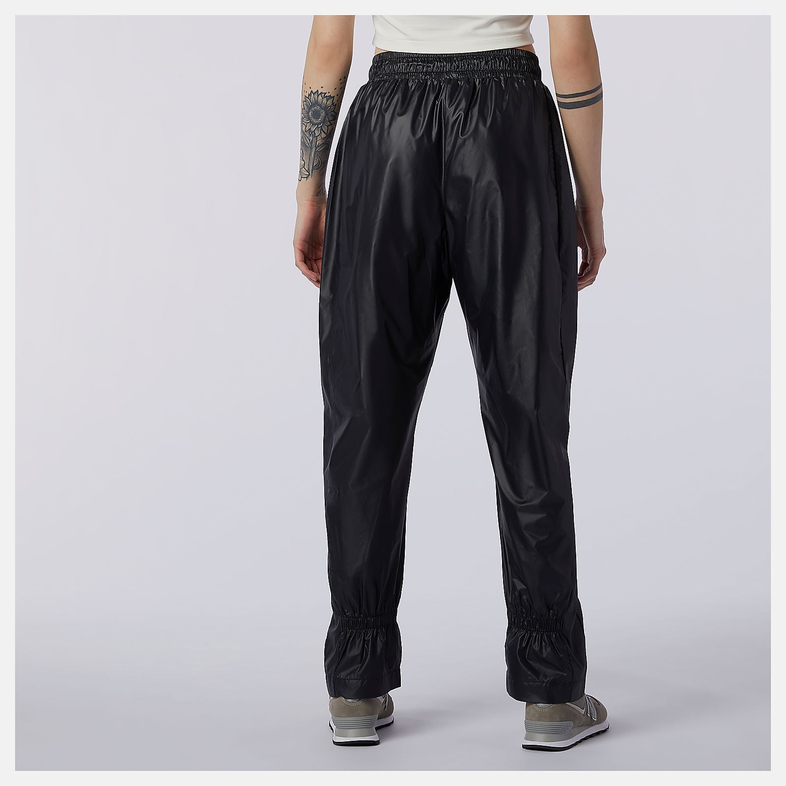 NB Athletics Higher Learning Wind Pant | New Balance Clothing Black - Women