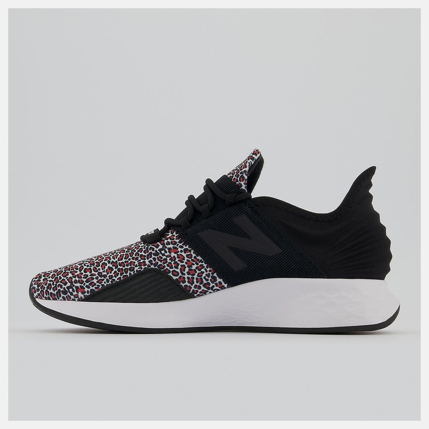 Fresh Foam Roav | New Balance Shoes Black/Vivid Coral - Women