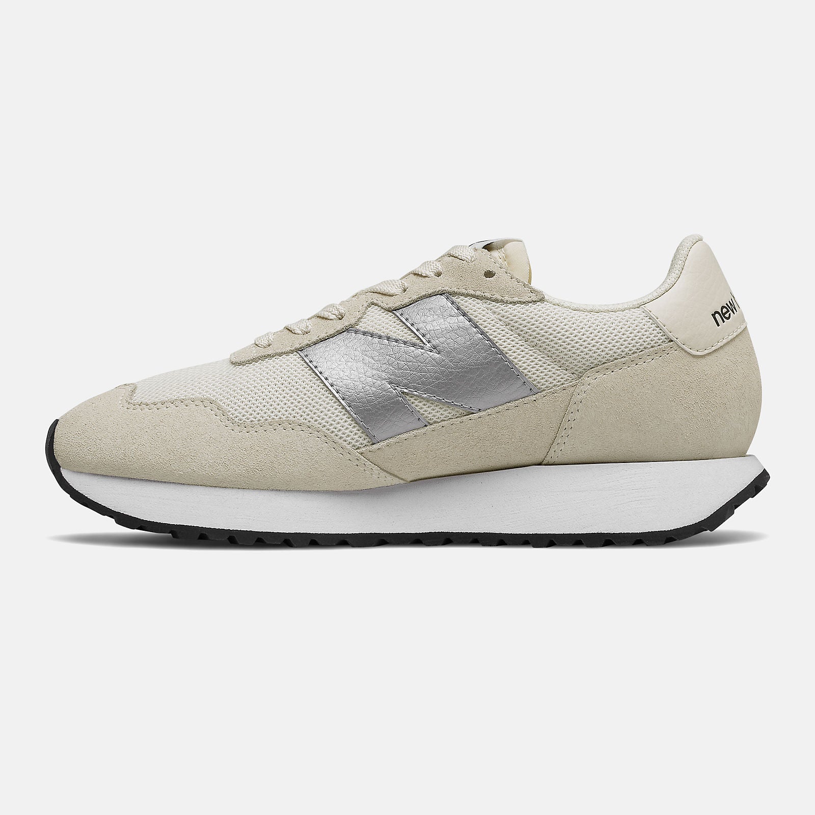 237 | New Balance Shoes Sea Salt/Silver Metallic - Women