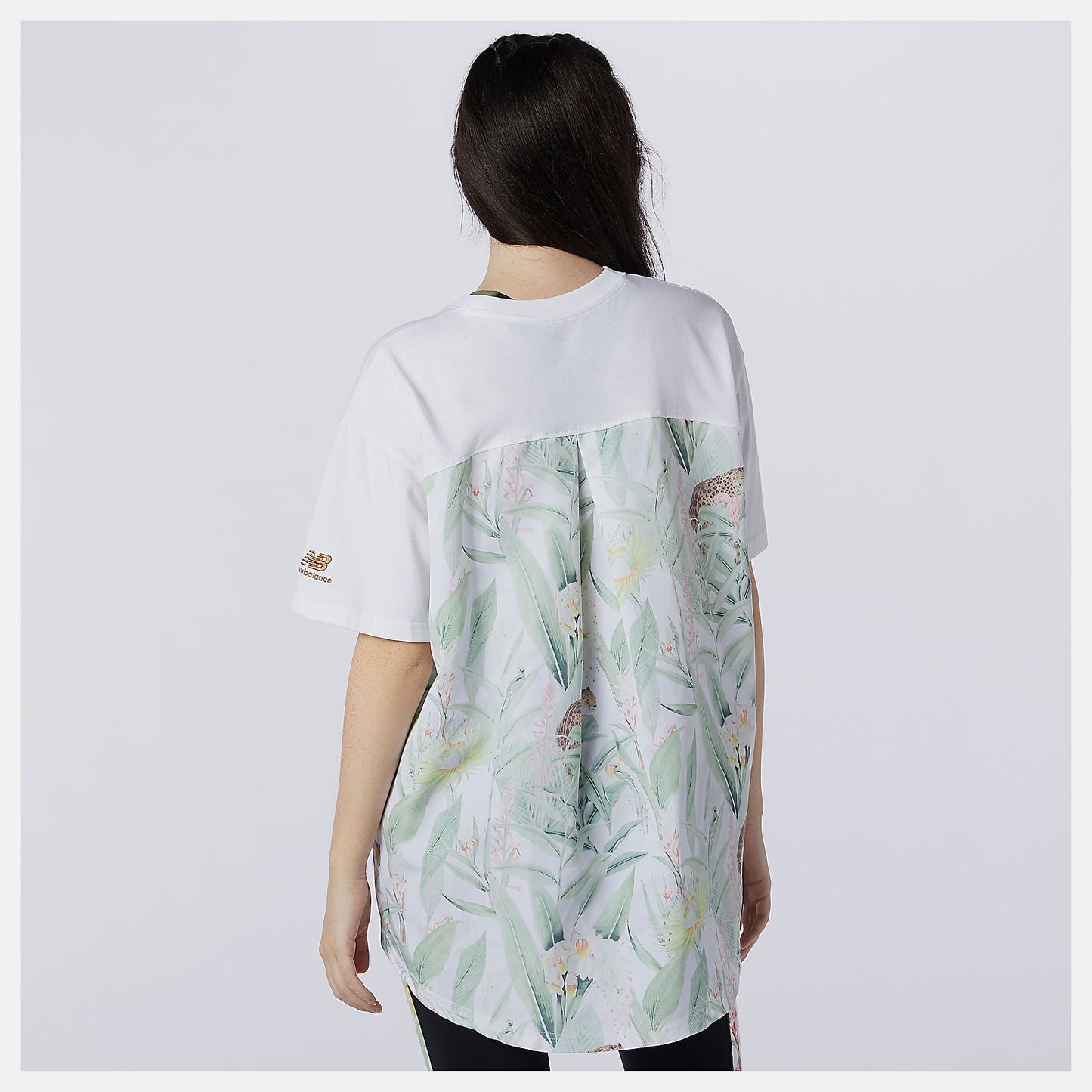 NB Essentials Botanical Knit Woven Mix Tee | New Balance Clothing White - Women
