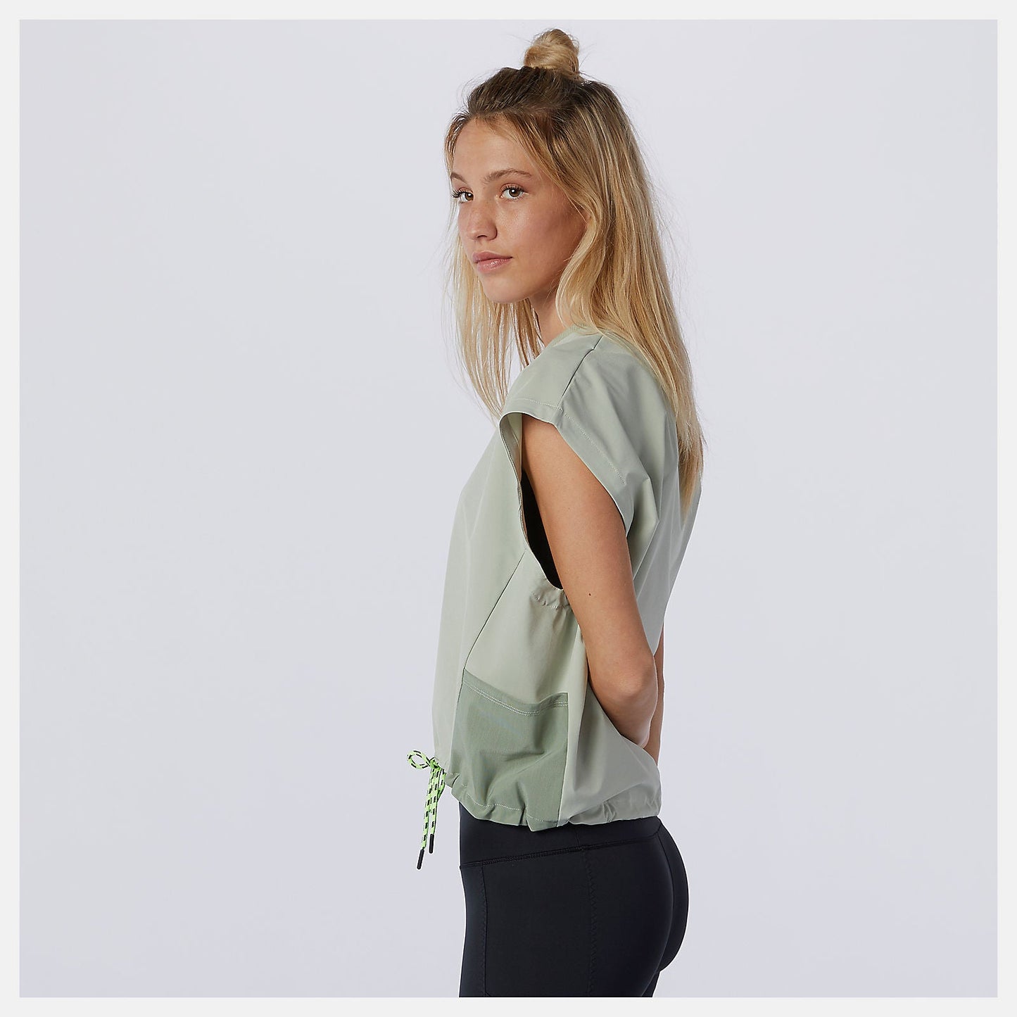 NB All Terrain Pocket Tee | New Balance Clothing Silver Pine - Women